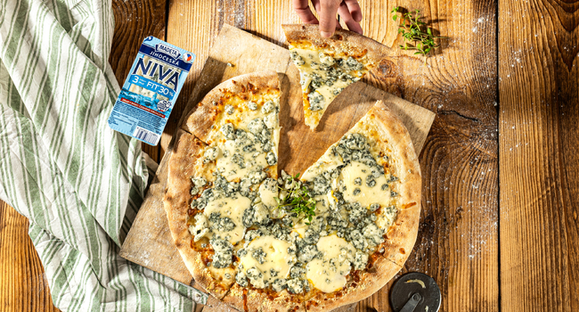 Sýrová pizza
