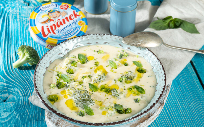Brokolicová polévka s taveným sýrem Lipánek